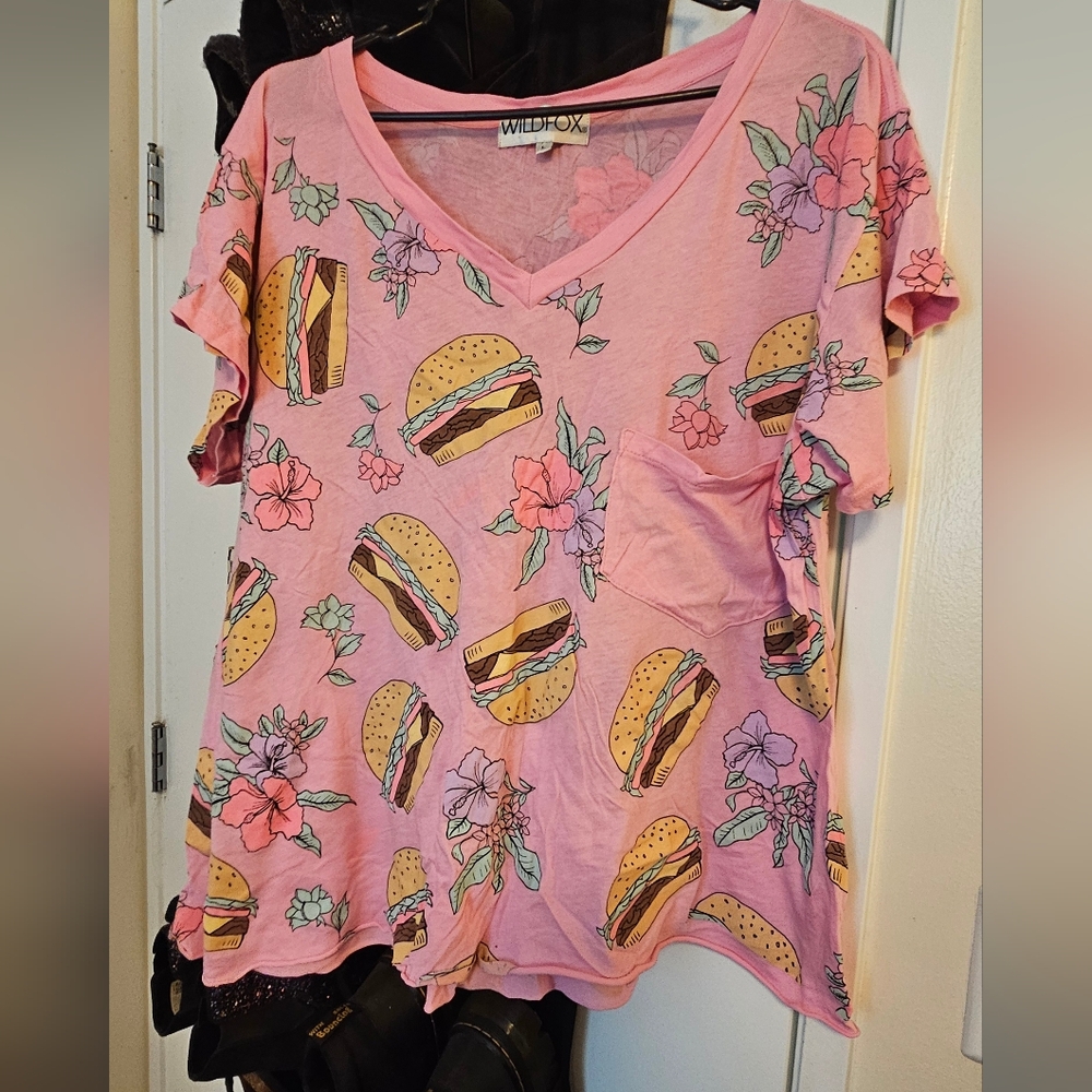 NWOT! Wildfox Pink Hamburger Floral Short Sleeve Tee - Large